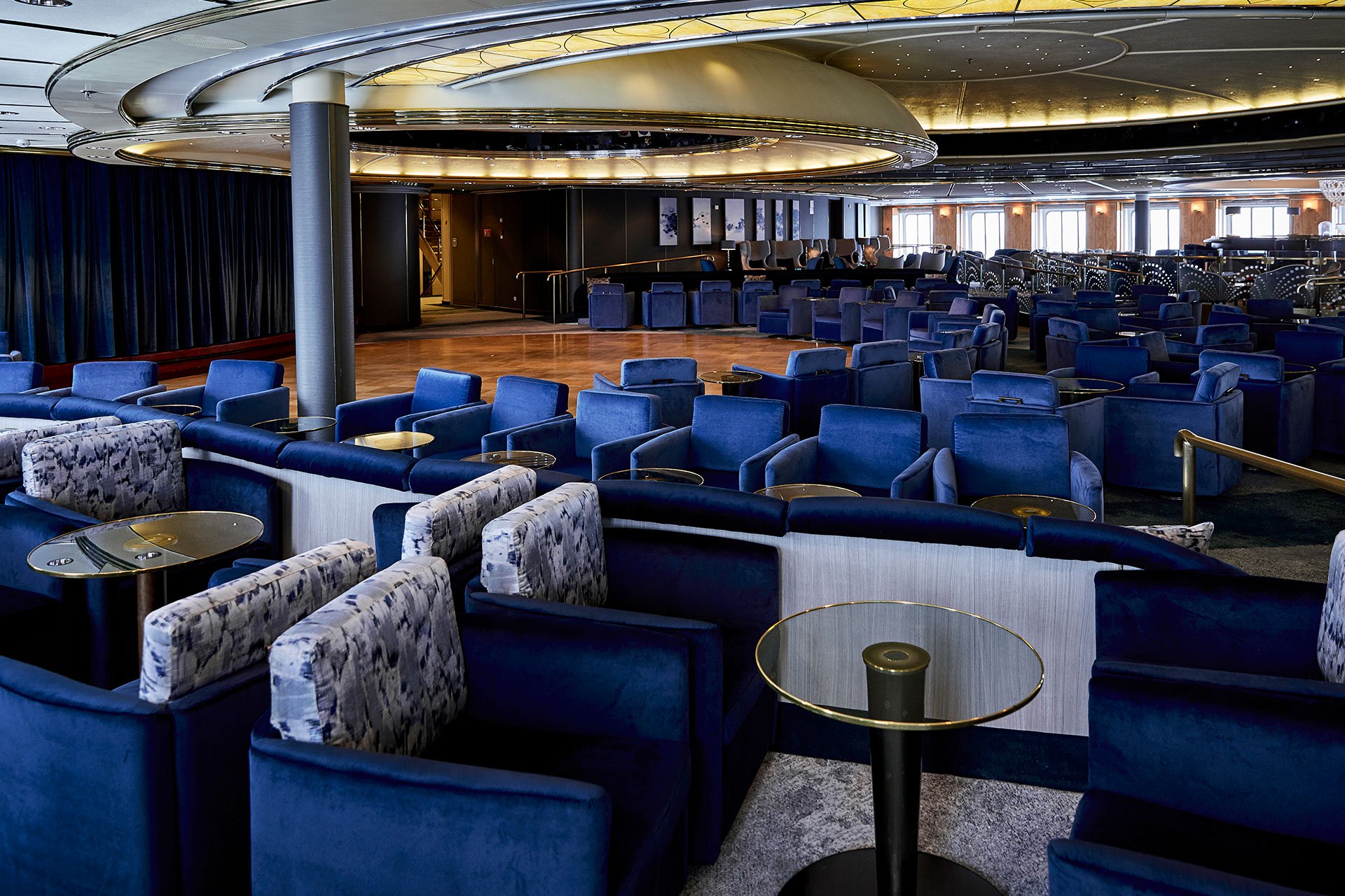 Crystal Cruises - Crystal Symphony - Entertainment - Starlite Club.jpg